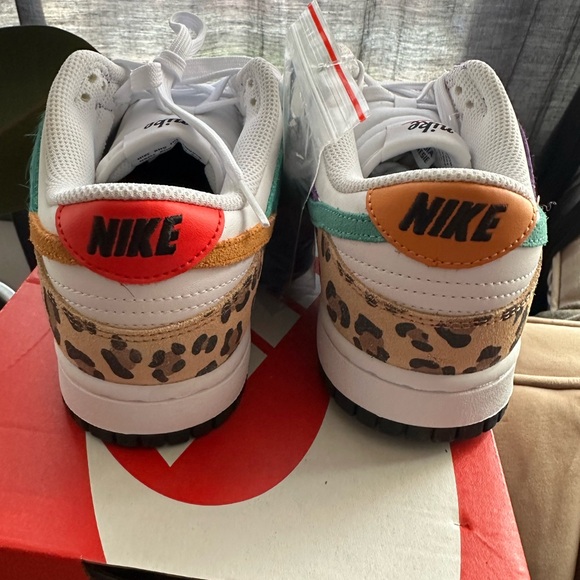 Nike Dunks - Picture 4 of 5